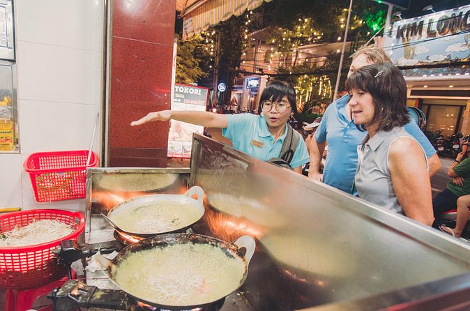Saigon After Dark Night Tour by Scooter + 7 tastings - What the guide adds to the evening