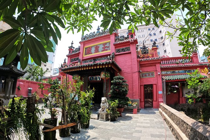 Saigon City Sights & War Remnant Museum on Scooter - Key things to know before booking
