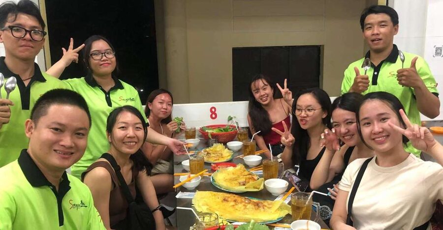 Saigon: Night Sightseeing And Street Food Tour By Vespa - Key things to know before booking