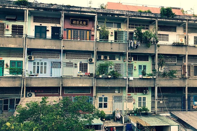 Saigon Vegetarian Tour by Motorbike and Scooter - Nguyen Thien Thuat and the local food scene