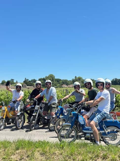 Saint-Emilion: Vintage moped rides and tours - The Saint-Émilion viewpoints