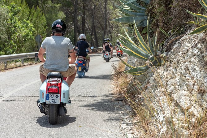 Scooter and Motorbike Rental to Explore Mallorca - Safety, comfort, and the practical details