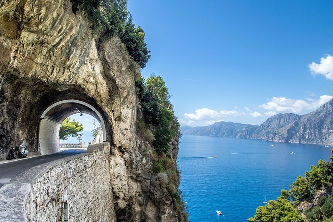 Scooter rental on the Amalfi Coast - Riding confidence and the no-experience claim