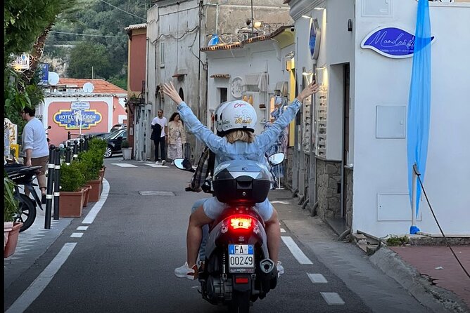 Scooter Rental to Visit Sorrento, Amalfi Coast, Positano and More - The important details at a glance