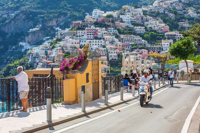 Scooter rental to visit the Amalfi Coast - Key points to know before you rent