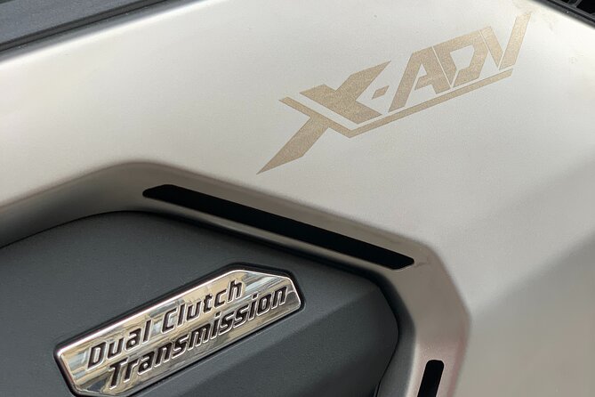 Scooter rental X-ADV Honda 2023 (A2 license) Paris - Service that earns confidence, with one warning