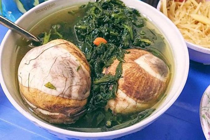 Scooter tour and street food around Buon Ma Thuot city. - At a glance