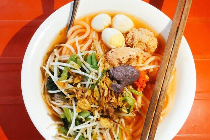 Scooter tour and street food around Buon Ma Thuot city. - Vietnamese coffee and chè from 8:00 to 9:00 pm