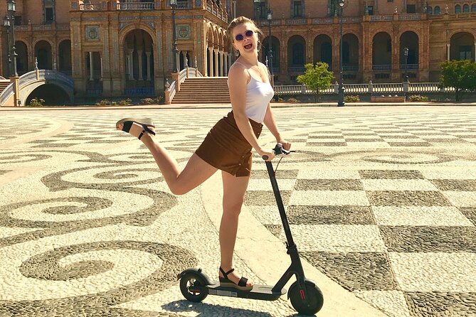Scooter tour in Seville - The Royal Alcázar from the outside