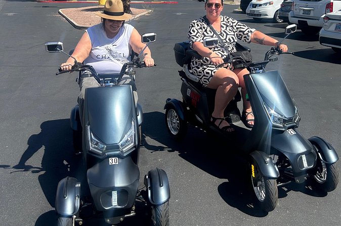 Scooter Tour of the Las Vegas Strip - What the guide adds to the ride