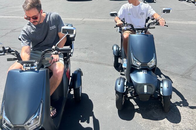 Scooter Tour of the Las Vegas Strip - Bellagio fountains, the route’s best pause