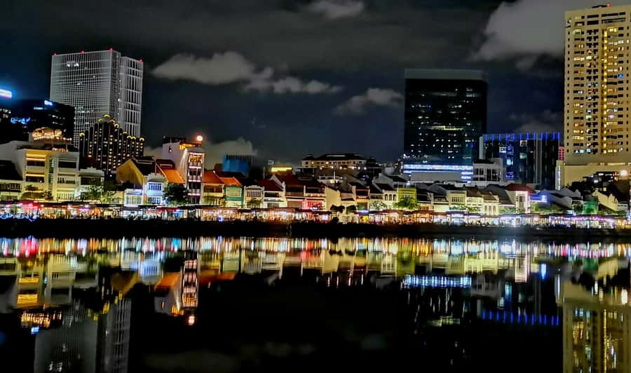 Secrets of Singapore Kick Scooter Tour with Dinner - Robertson Quay after dark