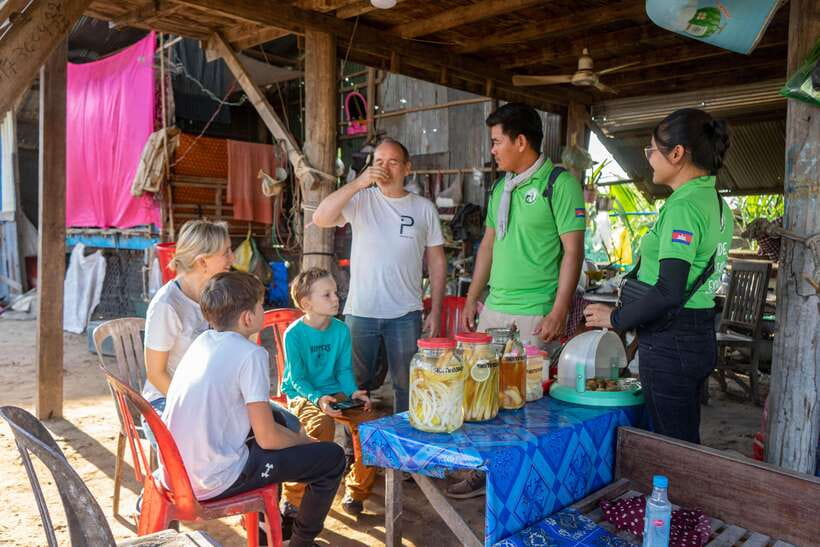 Siem Reap Countryside Sunset Vespa Tour or Tuk Tuk - Guide quality and group size