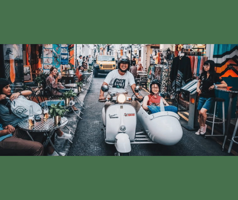 Singapore: Kampong Glam & Civic District Vespa Sidecar Ride - Why the sidecar changes the Singapore sightseeing experience