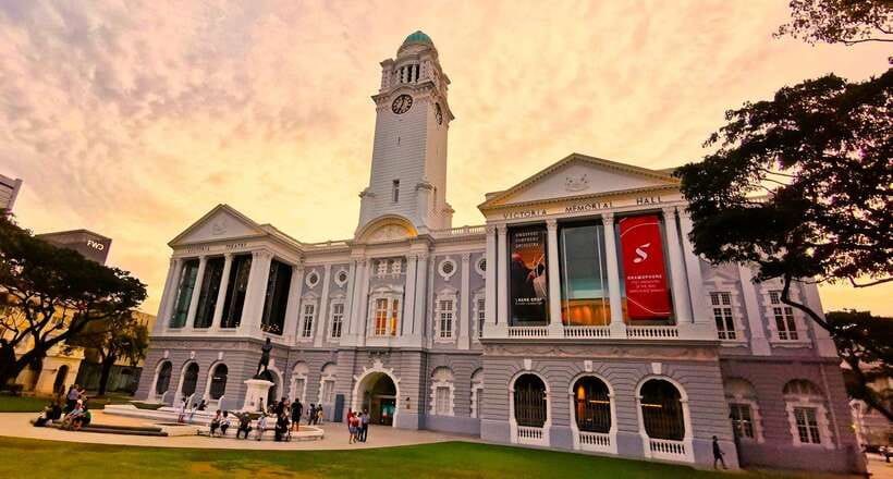 Singapore: Sunset City Tour by Kick Scooter - Following the Singapore River to Raffles’ Landing Site