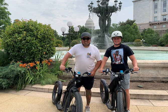 Small Group 5-Hour DC Tour via Electric Scooter for Ages 16+ - Lincoln and Vietnam: the emotional center of the route