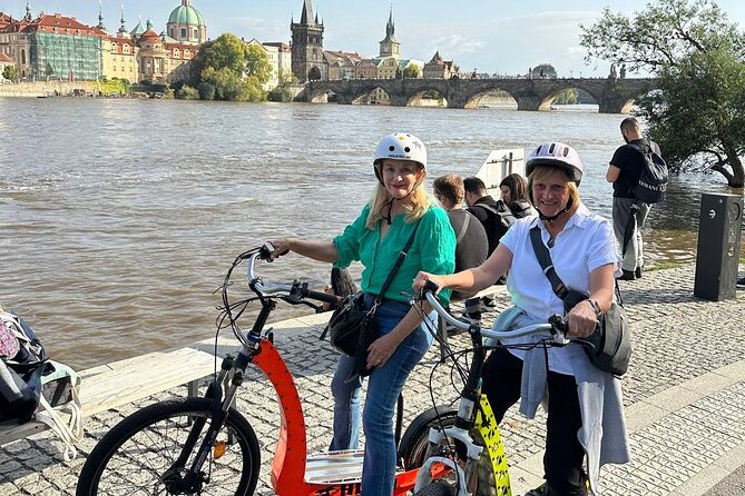 The Highlights of Prague on eBike or electric Scooter - David Cerny’s playful Prague