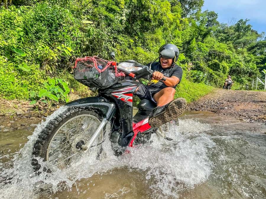 The REAL Thailand on a scooter. Check reviews !! - Starting at 8 a.m. with coffee and scooter practice