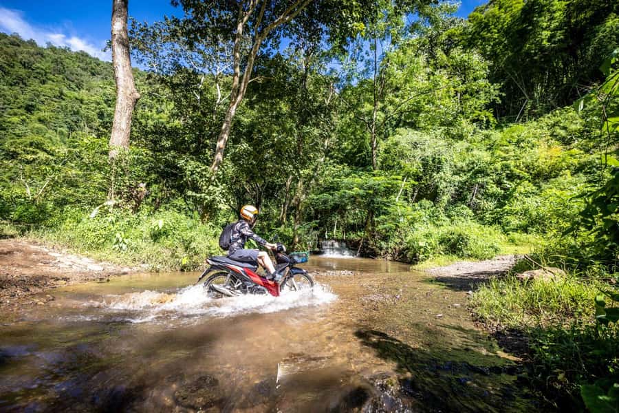 The REAL Thailand on a scooter. Check reviews !! - Caves, temples, and short walks off the scooter