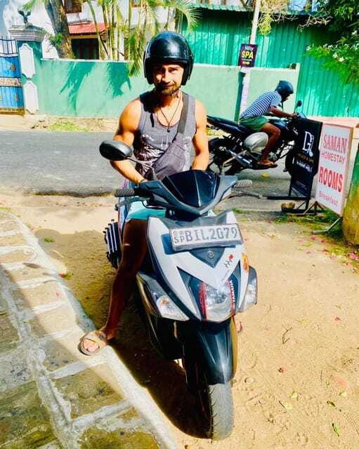 Trincomalee: Guided scooter City Tour - What the six-hour schedule feels like