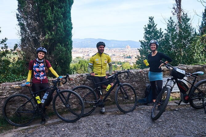 Tuscany Vespa Tour from Florence with Wine Tasting - San Gimignano and its medieval towers