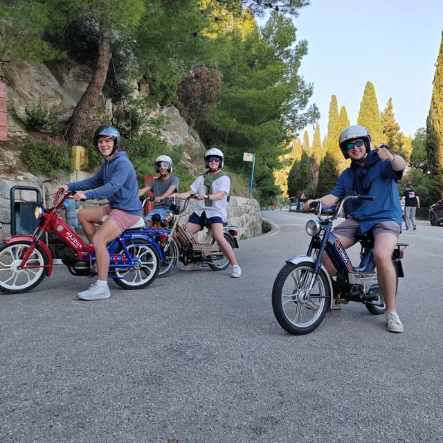 Unique vintage Tomos moped tour Split - Back to the '80s - Guides who make the ride work