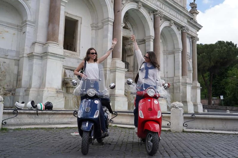 Vespa city tour in Rome with two different routes - Should you book it?
