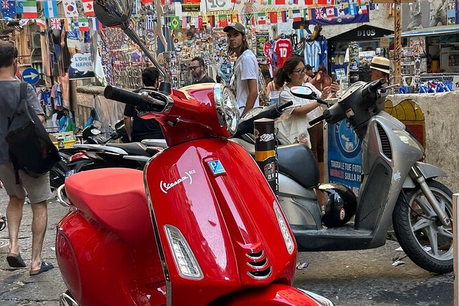 Vespa Naples rental - The best part is the human help