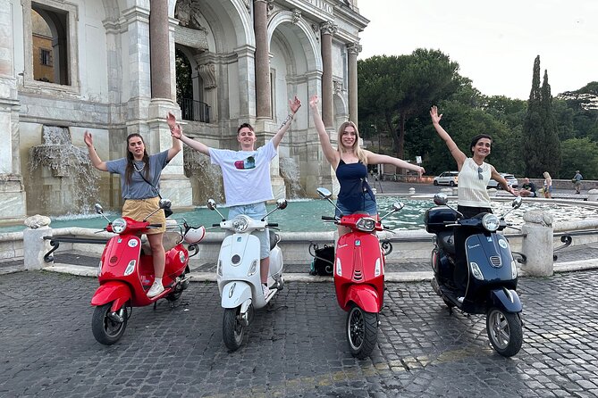 Vespa Photoshoot & Rome Tour - Starting at the Colosseum