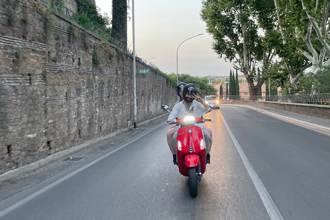 Vespa Photoshoot & Rome Tour - Photo quality and delivery