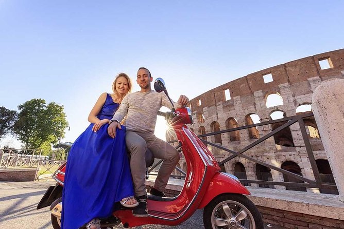 Vespa Primavera 125 cc Rental at Rome 24 ore - The People Make the Handover Better