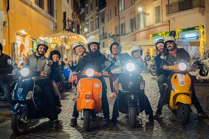 Vespa Scooter Tour in Rome with RomeIsMyLove Pro Photo Team - Bocca della Verità and Piazza Venezia