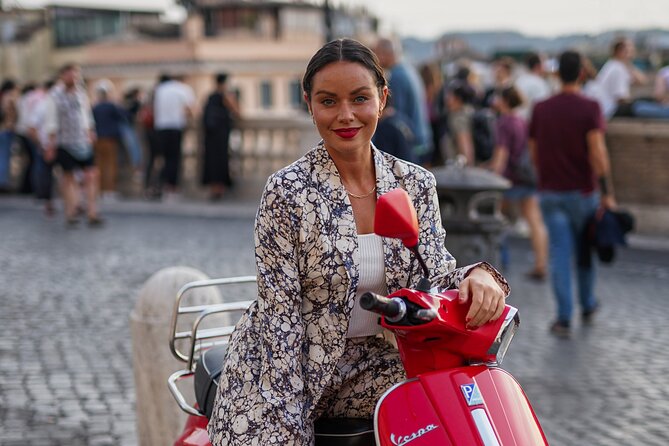 Vespa Tour Guided by Local in Rome - Santa Sabina and the orange tree story