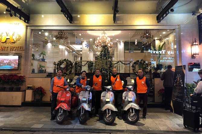 Vespa Tour Hanoi Life Rustic - Bún chả makes a fitting finish