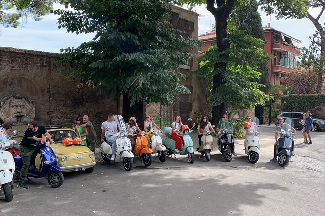Vespa Tour in Rome Driven by Us with Optional Pick Up - Why a Vespa works so well in Rome