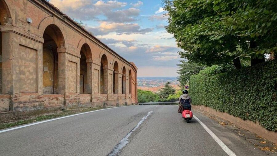Vespa Tour in the Hills of Bologna - Practical details that can make or break the day