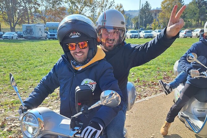Vespa tour in the Langhe with winery visit and lunch - Key points to know before you book