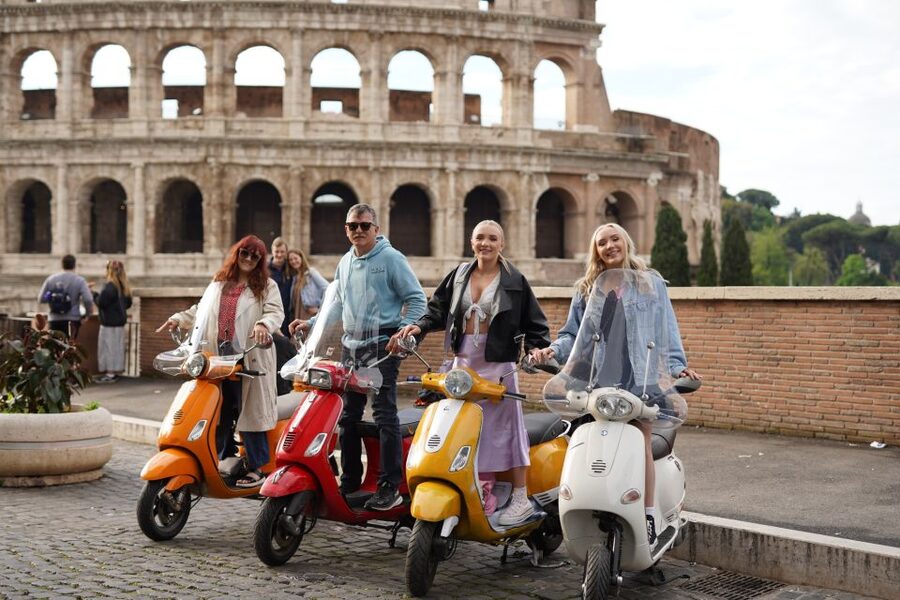 Vespa Tour with Professional Photographer - Colosseum: a strong opening photo stop