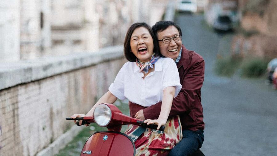 Vespa Tour with Professional Photography in Rome - The guide makes the difference