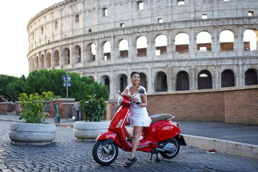 Vespa tour with Professional Photoshoot - Orange Garden: Rome From Aventine Hill