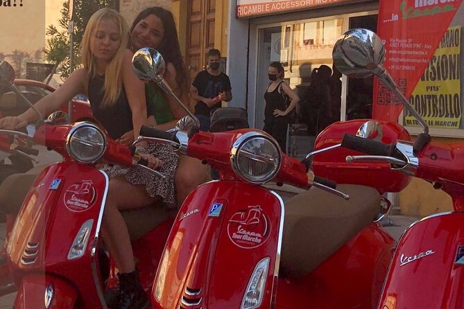 Vespa tour with written guide of Marche in Valdaso - The Moresco and ancient-village route