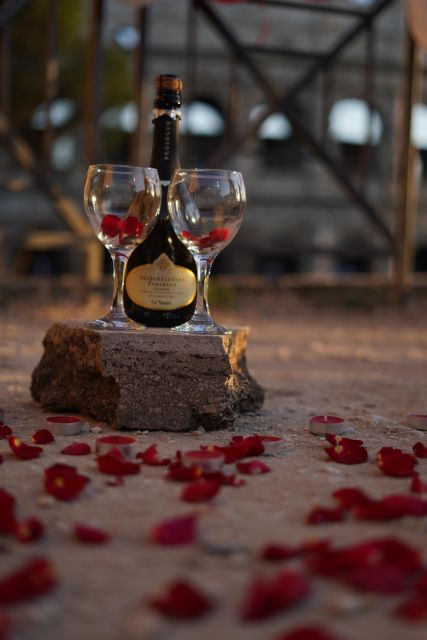 Vespa - Wine and Photography service in Rome - Acqua Paola Fountain and the climb to Gianicolo