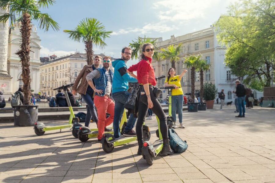 Vienna: Guided Tour by Kick Bike or E-Scooter with a Local - Key points to know before you book